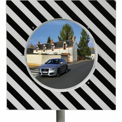 Miroir routier conforme pour agglomérations
